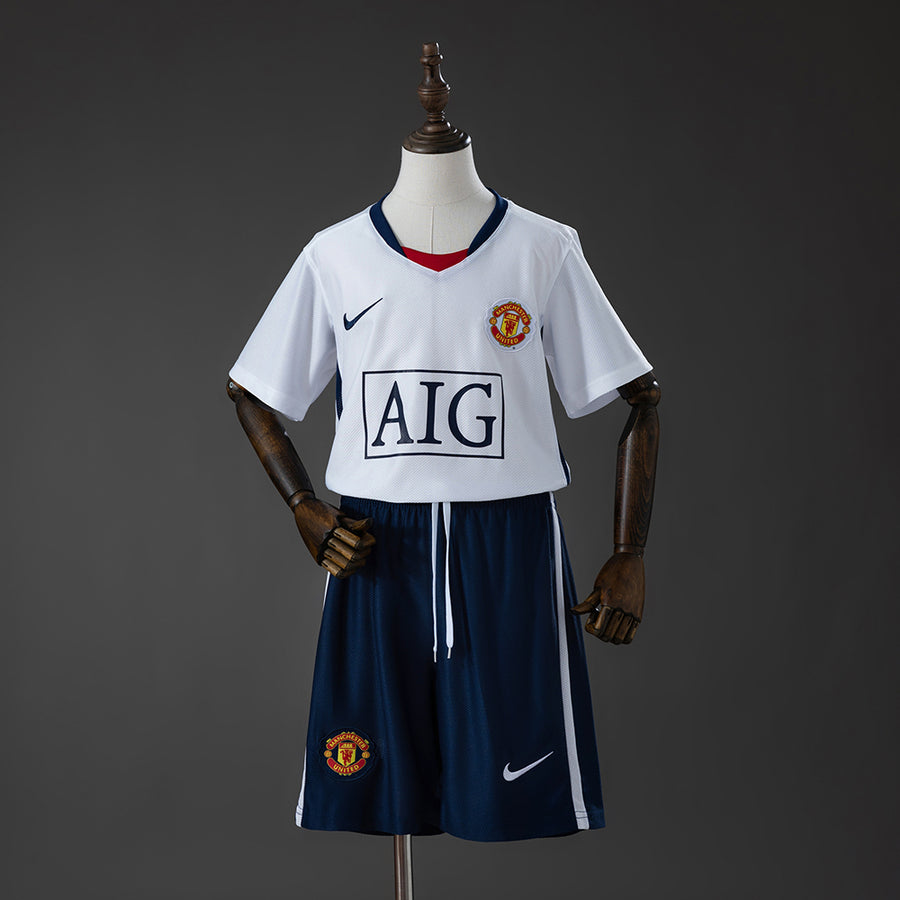 Manchester United 16-2 Secundária Infantil Kit Retrô Camisa 08/09