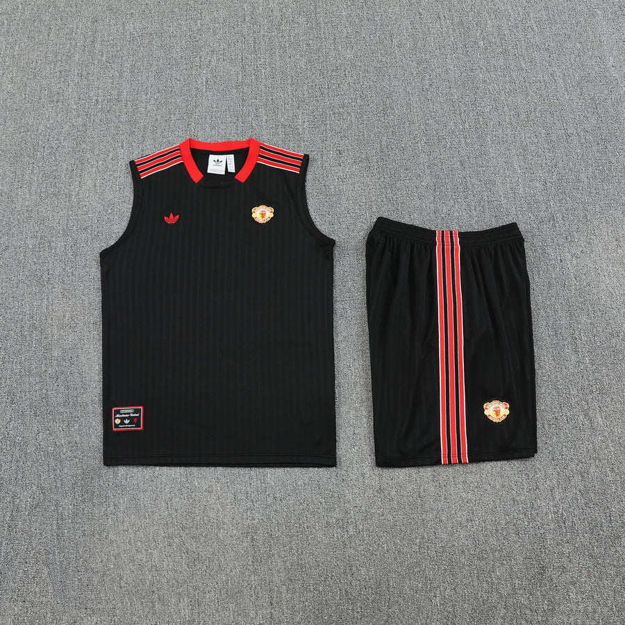 Conjunto Regata Manchester United (tamanho;,,,, Retrô Treino 25/26