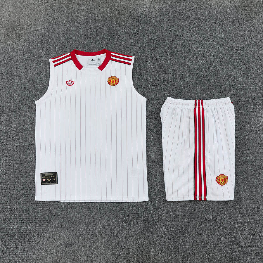 Conjunto Regata 26Manchester United. Branco e vermelho