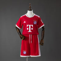 Bayern Munich ： Principal Infantil Kit Camisa 26/27