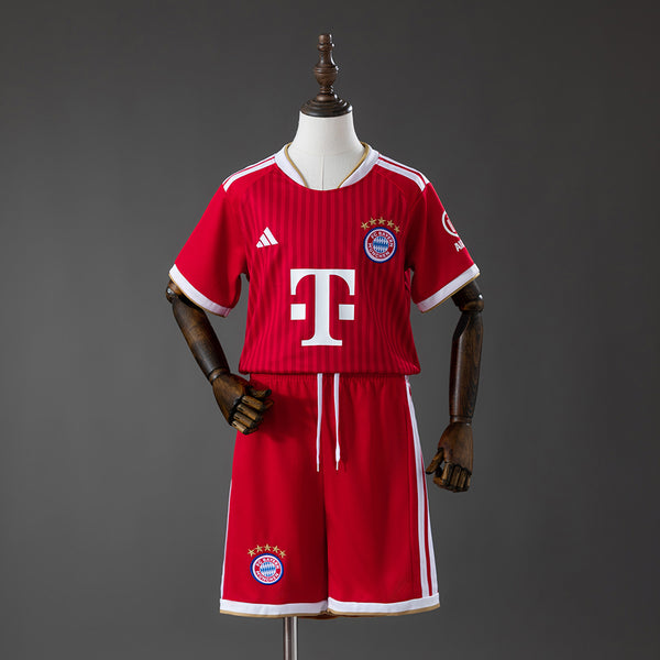 Bayern Munich ： Principal Infantil Kit Camisa 26/27
