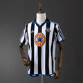 Newcastle United Principal Retrô Camisa 99/00