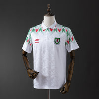 Wales Secundária Camisa 2002