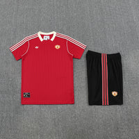 Conjunto Social Uniforme de treinamento do Manchester United Retrô 25/26