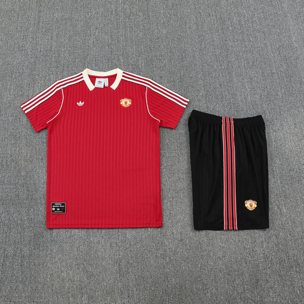 Conjunto Social Uniforme de treinamento do Manchester United Retrô 25/26