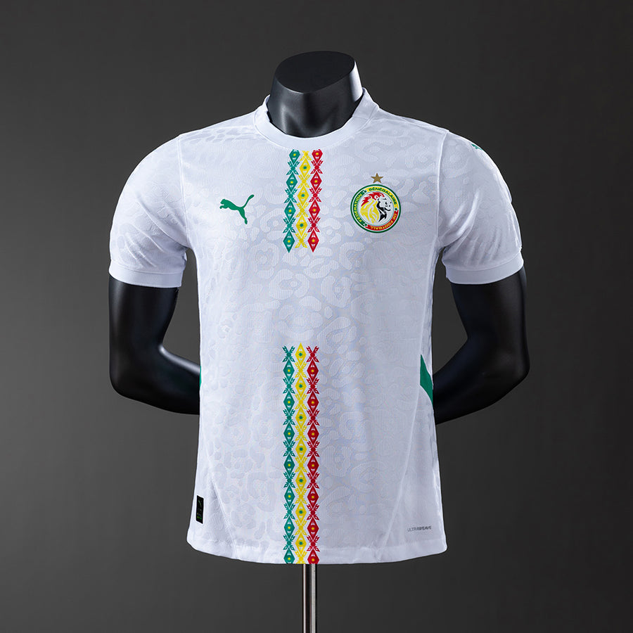 Player Senegal Branco 2025