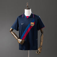 Barcelona Secundária Terceira Retrô Camisa 02/03
