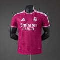 Real Madrid - Rose Vermelho Versão Jogador Edição Especial Camisa 26/27