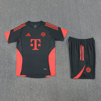 Conjunto Social 2526Bayern