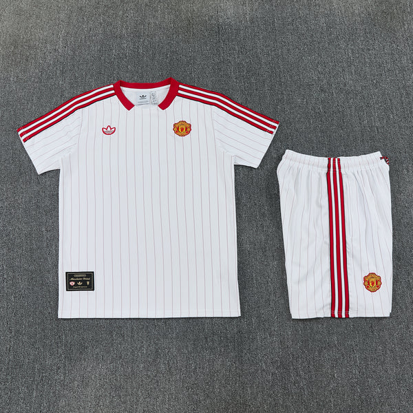 Conjunto Social 26 Manchester United branco e vermelho