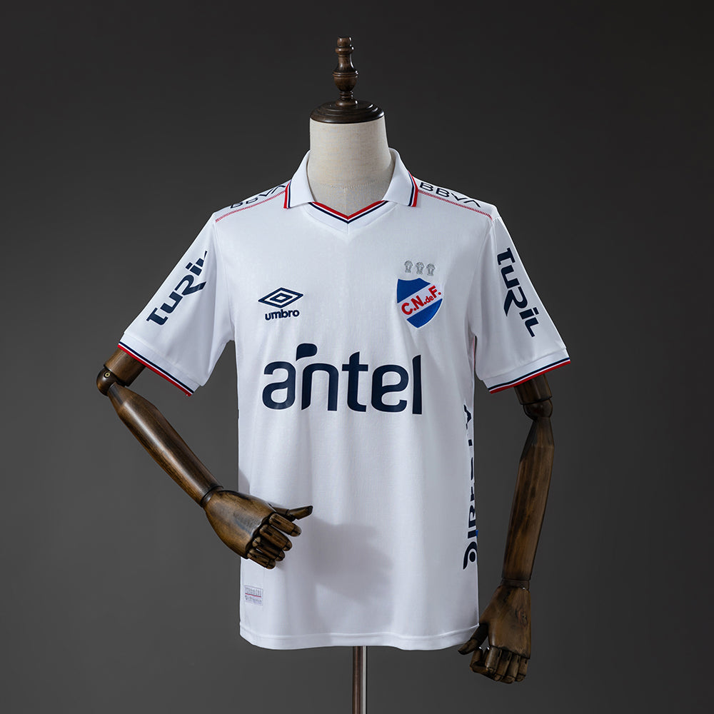 Nacional Principal Camisa 26/27