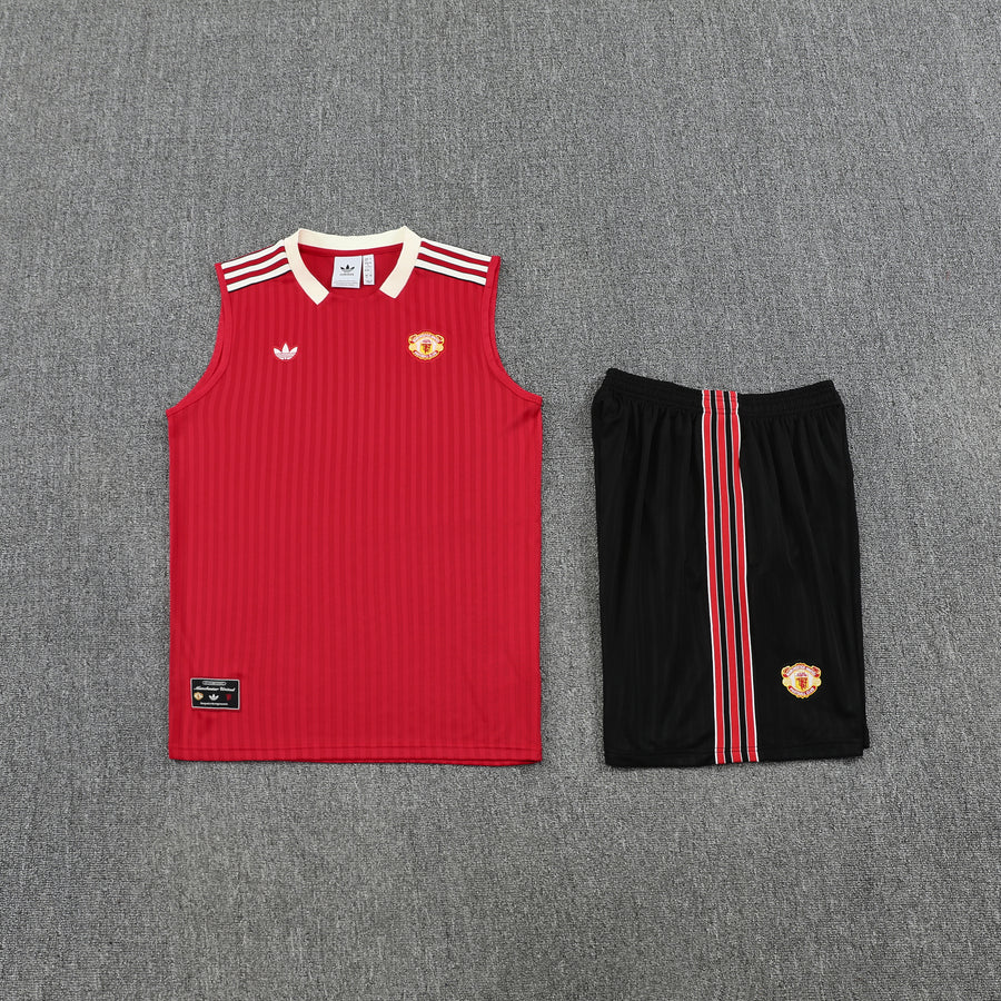 Conjunto Regata Manchester United (tamanho;,,,, Retrô Treino 25/26