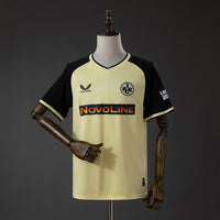 Kaiserslautern Secundária Terceira Camisa 26/27