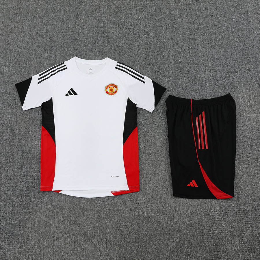 Conjunto Social Manchester United mangas curtas 25/26