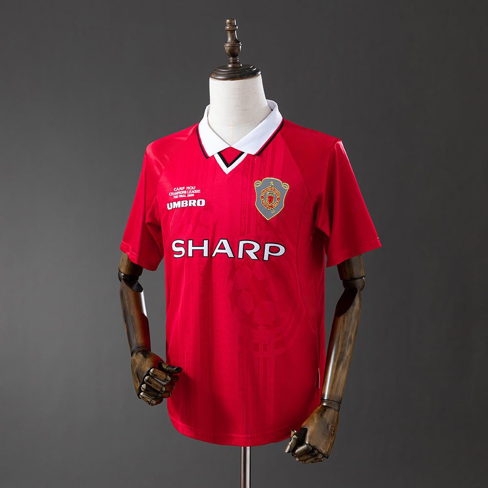 Manchester United Principal Retrô 99/00