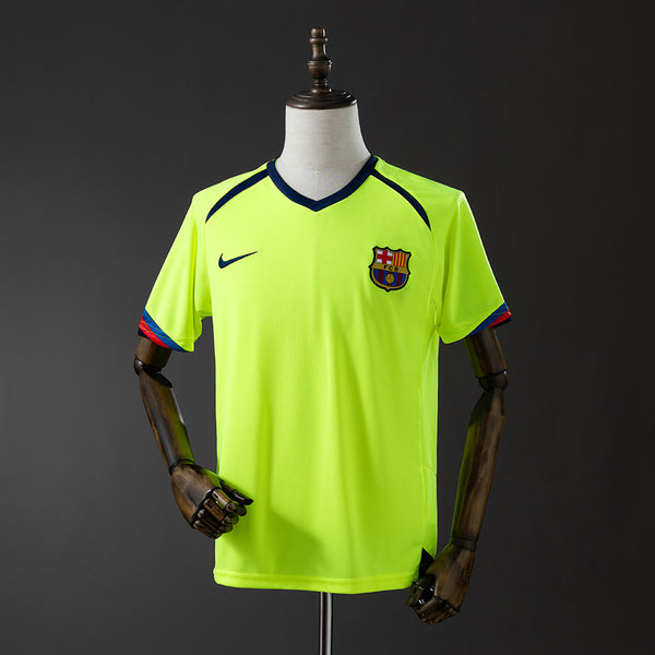 Barcelona Secundária Retrô 05/06