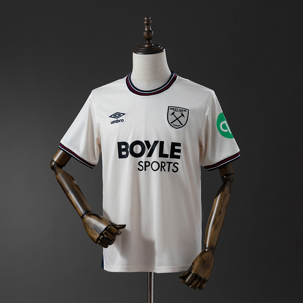 West Ham United Secundária 25/26
