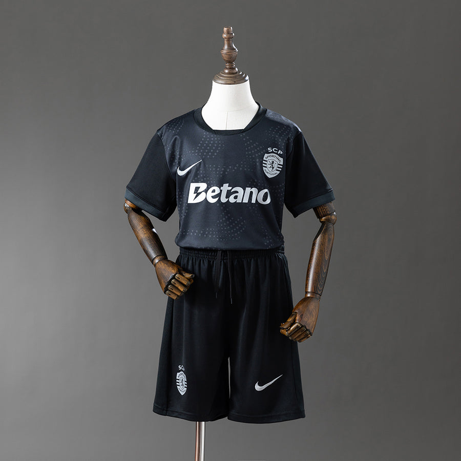 Sporting Lisbon ： Secundária Infantil Kit Camisa 25/26