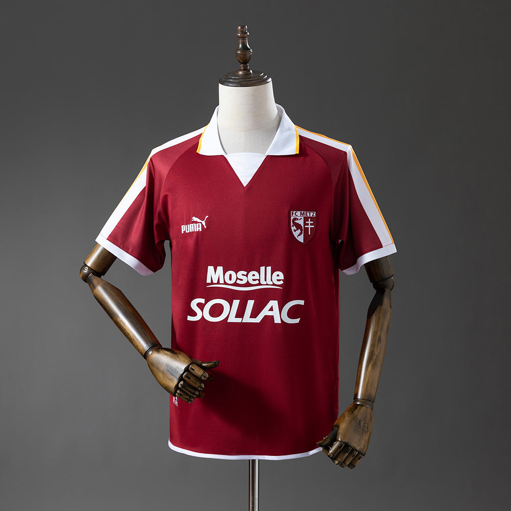 Metz Vermelho Retrô Camisa 03/04