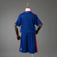 Espanha Secundária Infantil Kit Retrô Camisa 2028