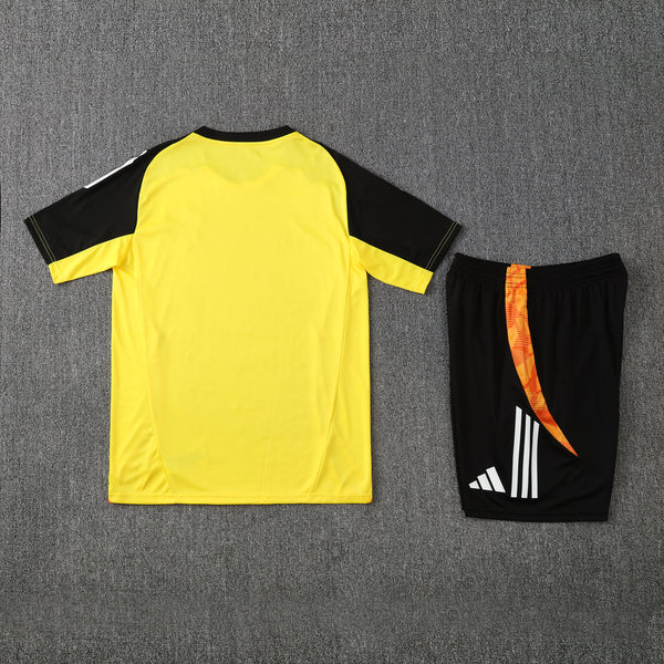 Conjunto Social de treinamento competitivo Minero 25/26