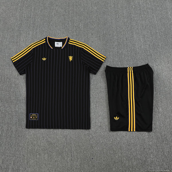 Conjunto Social RetrôManchester United 25/26