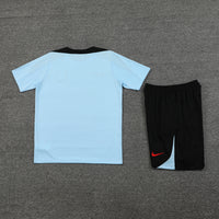 Conjunto Social Uniforme Barcelona Treino 24/25