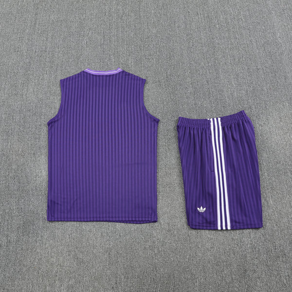 Conjunto Regata vintage do Real Madrid ,,,, Colete 25/26