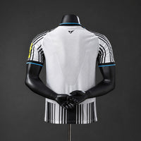 Newcastle United Principal Versão Jogador Camisa 26/27