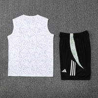 Conjunto Regata Real Madrid 25/26