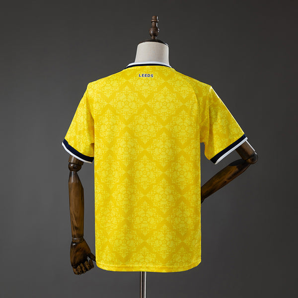 Leeds United Secundária Camisa 26/27