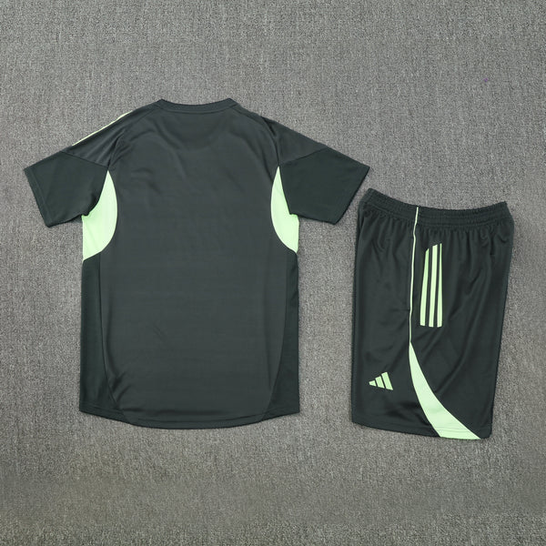 Conjunto Social Real Madrid (tamanho;,,,, Treino Manga Curta 25/26