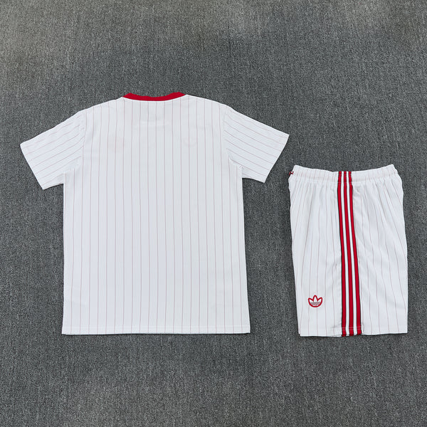 Conjunto Social 26 Manchester United branco e vermelho