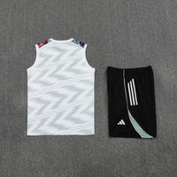 Conjunto Regata Coletes do Real Madrid,,,, 25/26